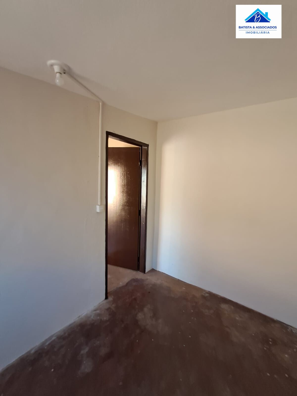 Casa à venda com 2 quartos, 140m² - Foto 18
