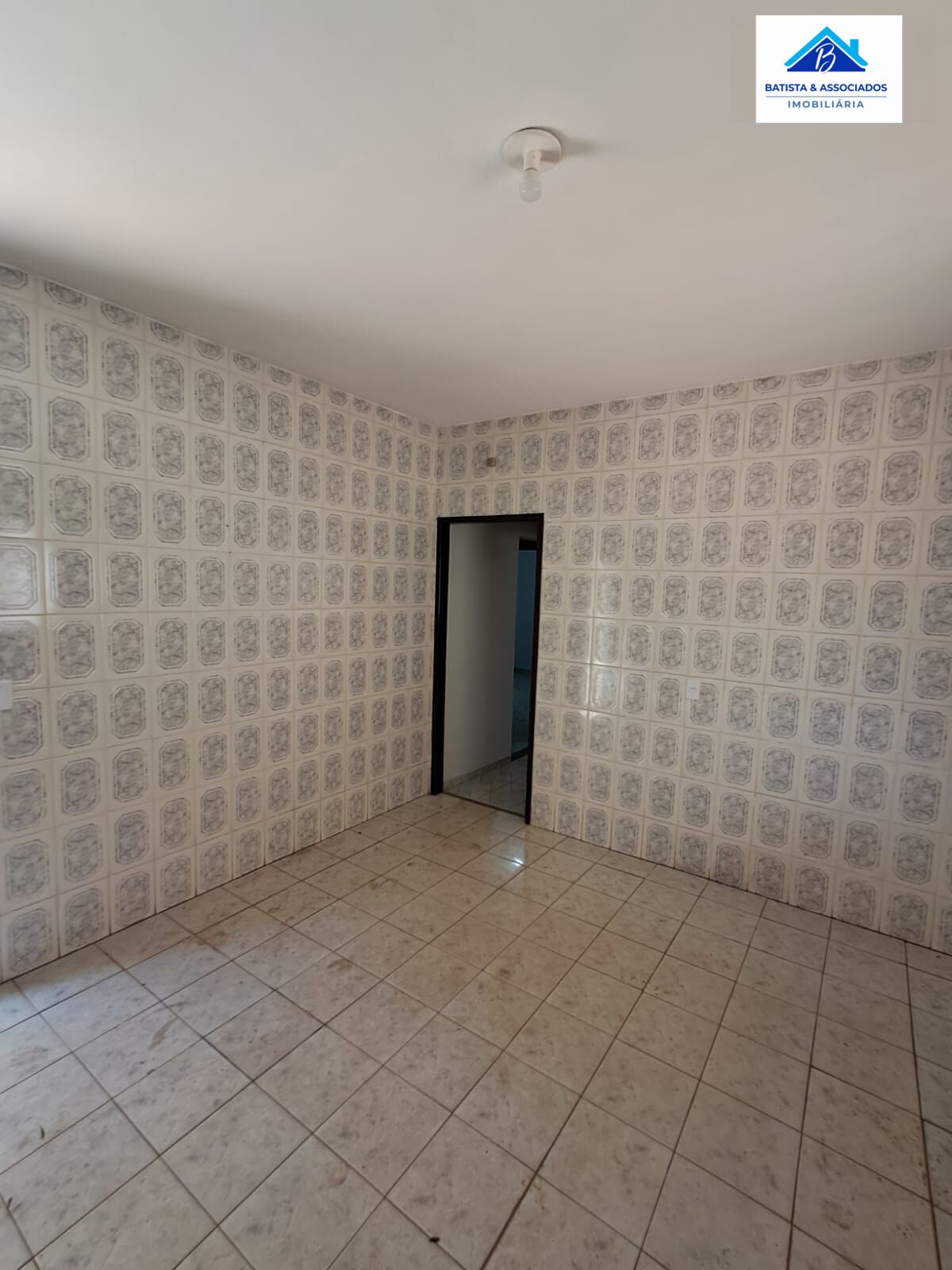 Casa à venda com 2 quartos, 140m² - Foto 5