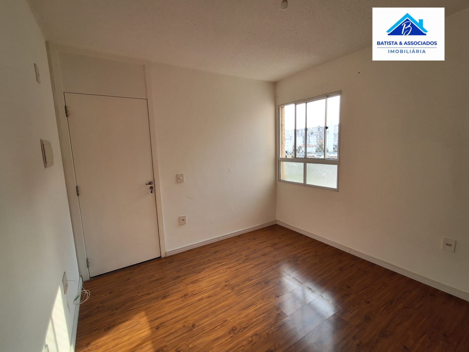 Apartamento à venda com 2 quartos, 44m² - Foto 2