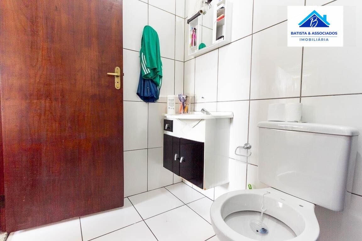 Casa à venda com 2 quartos, 110m² - Foto 12