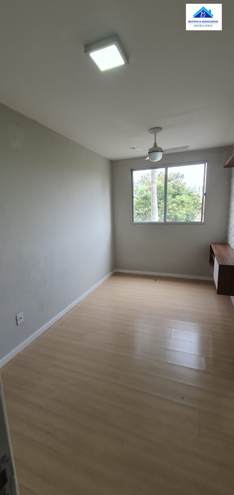 Apartamento à venda com 2 quartos, 43m² - Foto 3