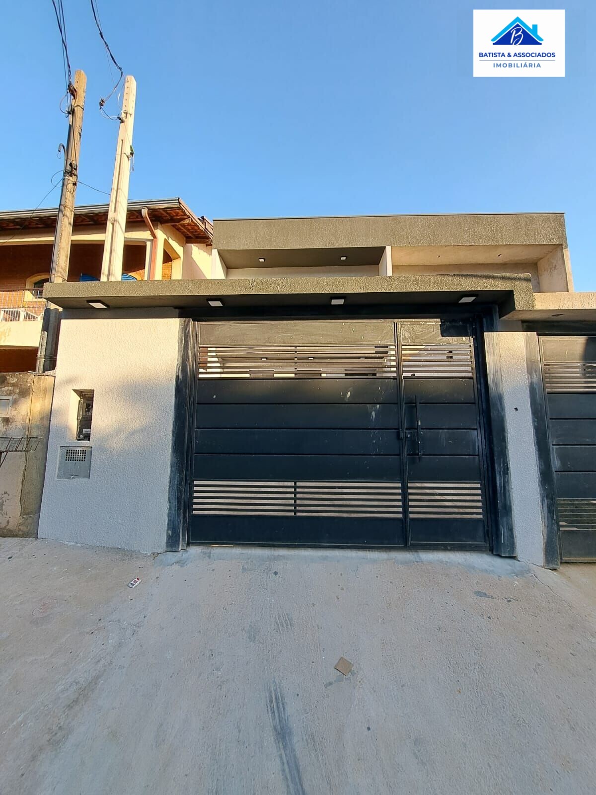 Sobrado à venda com 3 quartos, 132m² - Foto 1