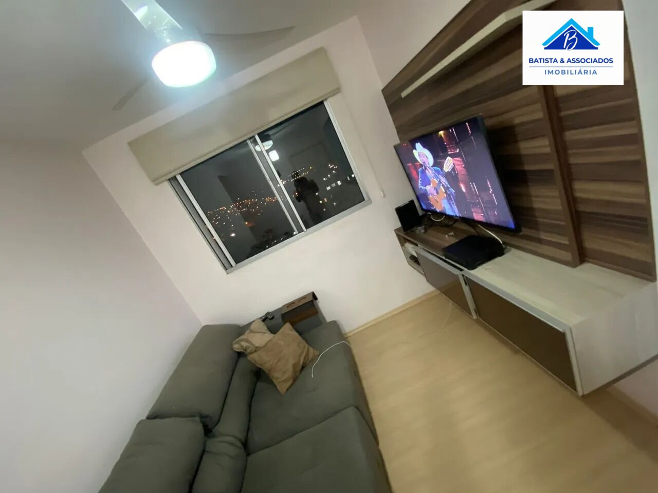 Apartamento à venda com 2 quartos, 50m² - Foto 2