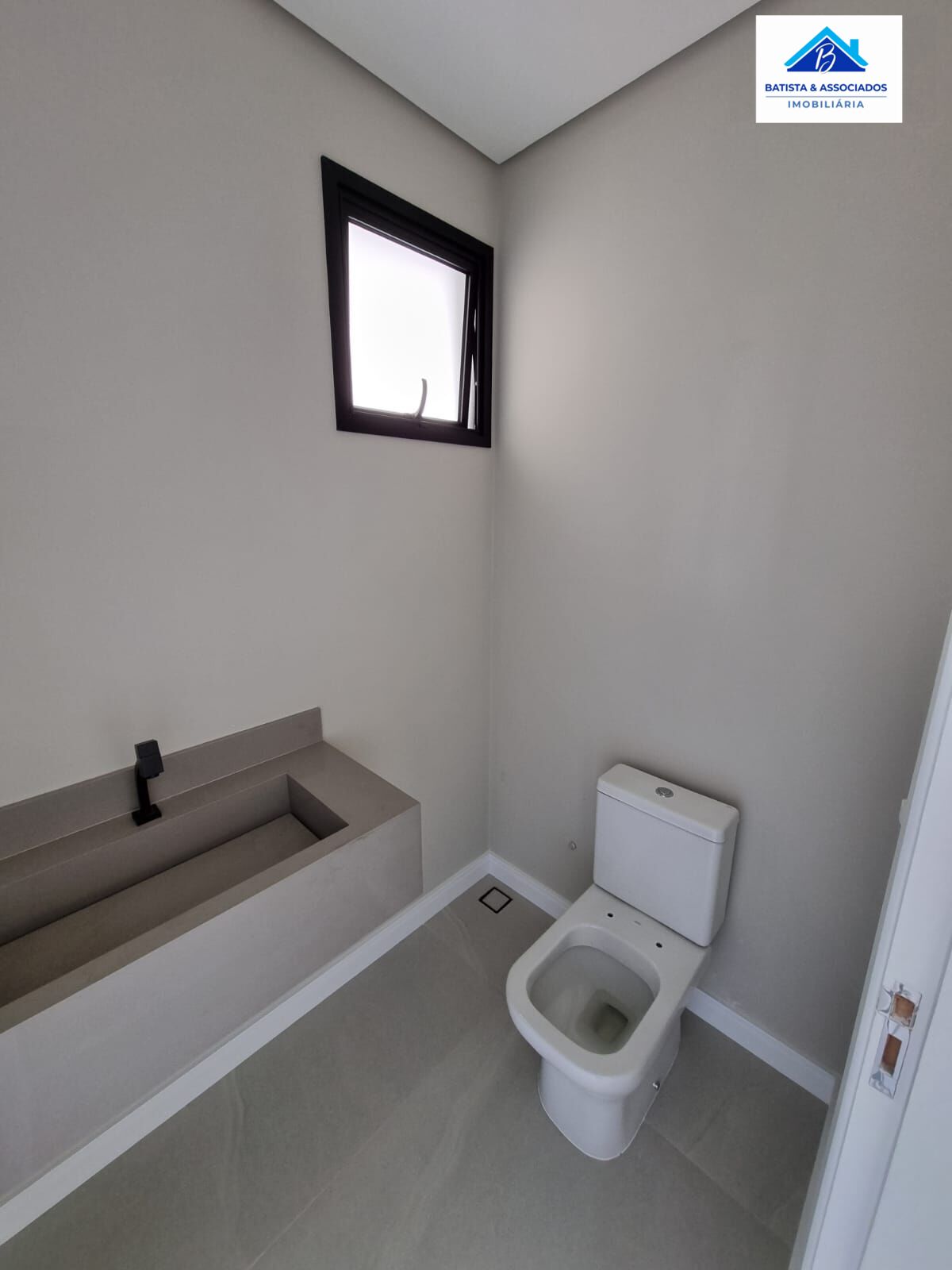 Casa à venda com 3 quartos, 222m² - Foto 14