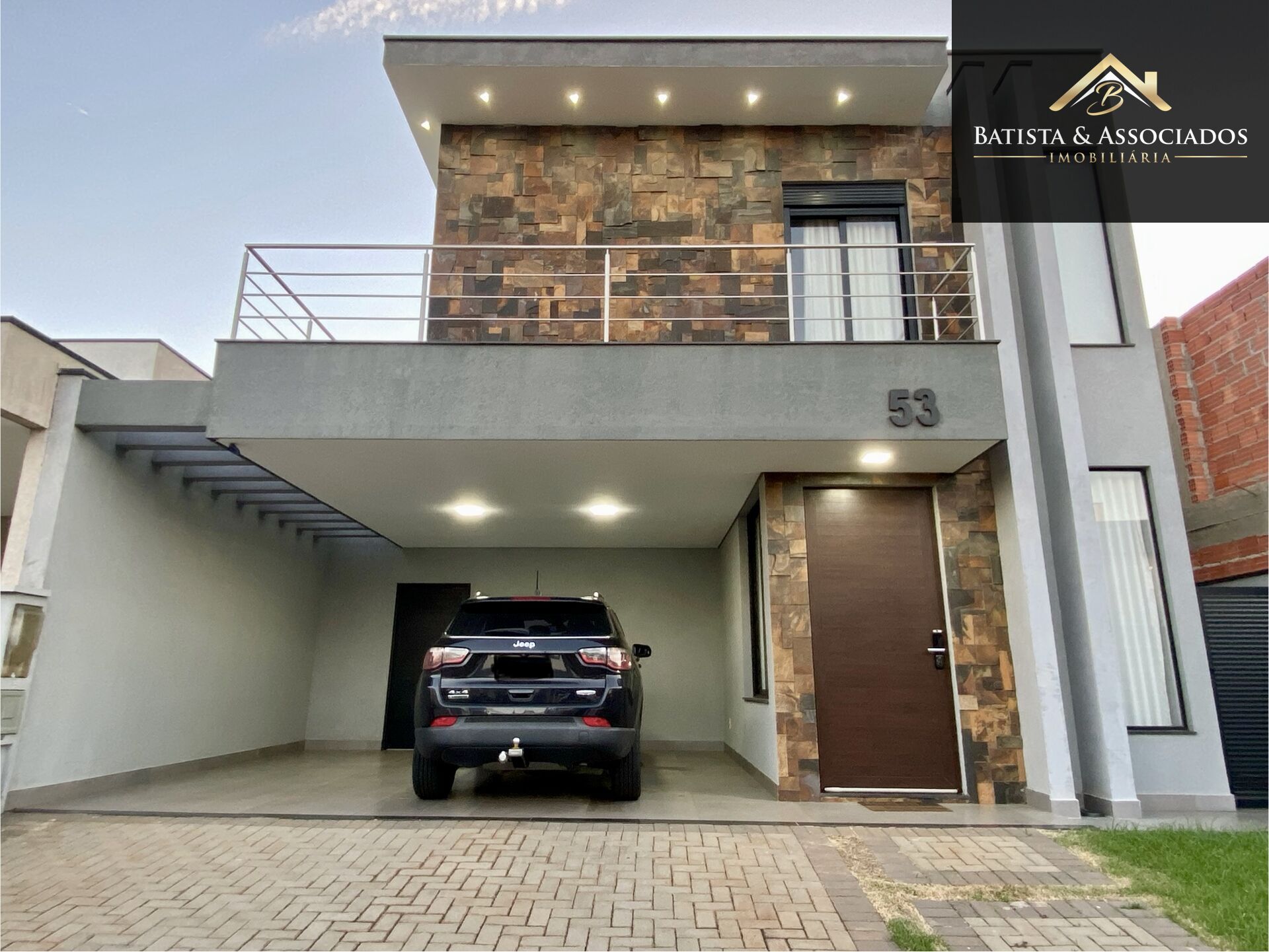 Casa, 3 quartos, 222 m² - Foto 1