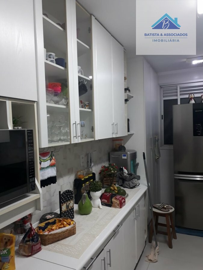 Apartamento à venda com 3 quartos, 83m² - Foto 20