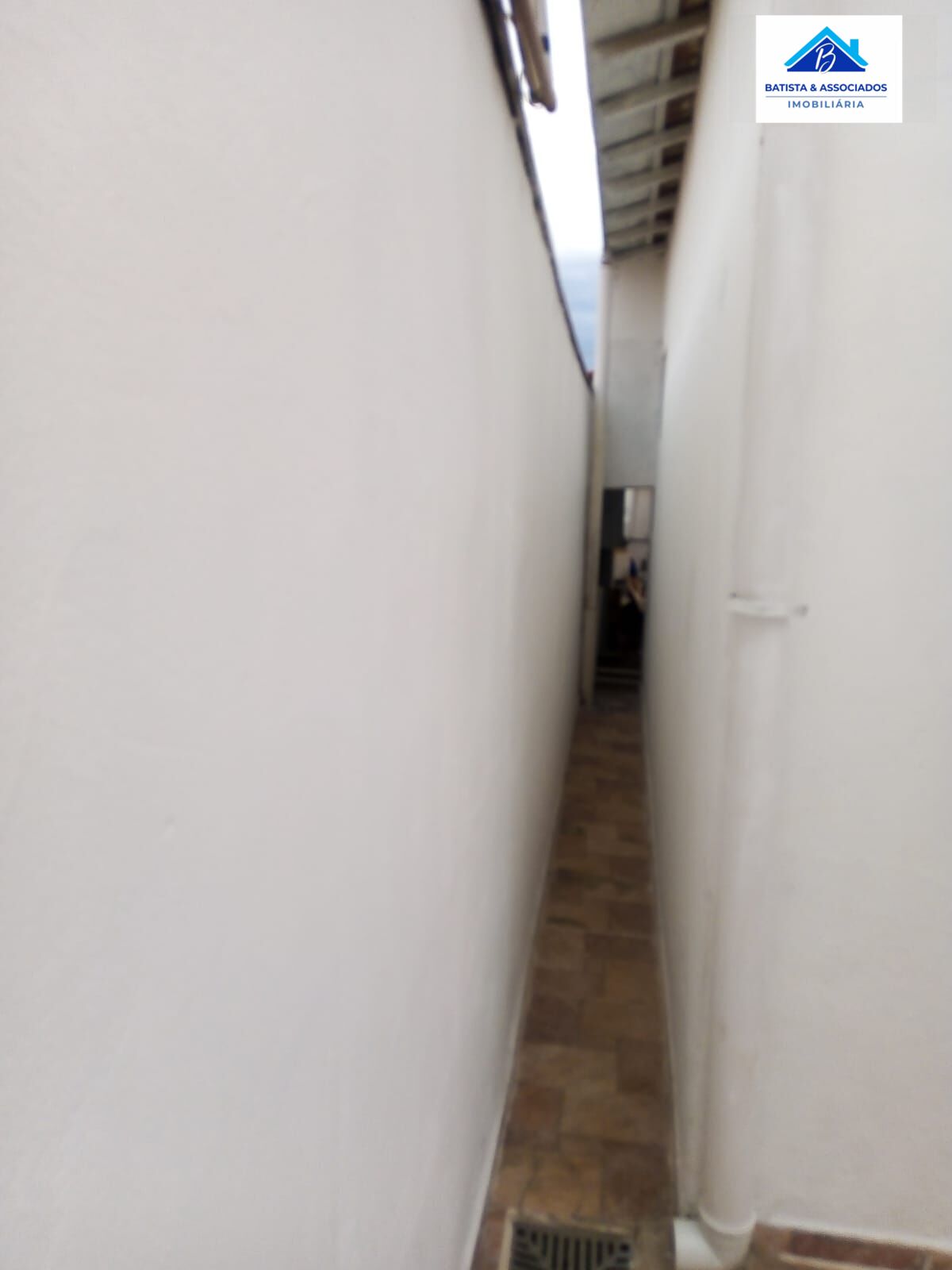 Casa para alugar com 3 quartos, 130m² - Foto 12