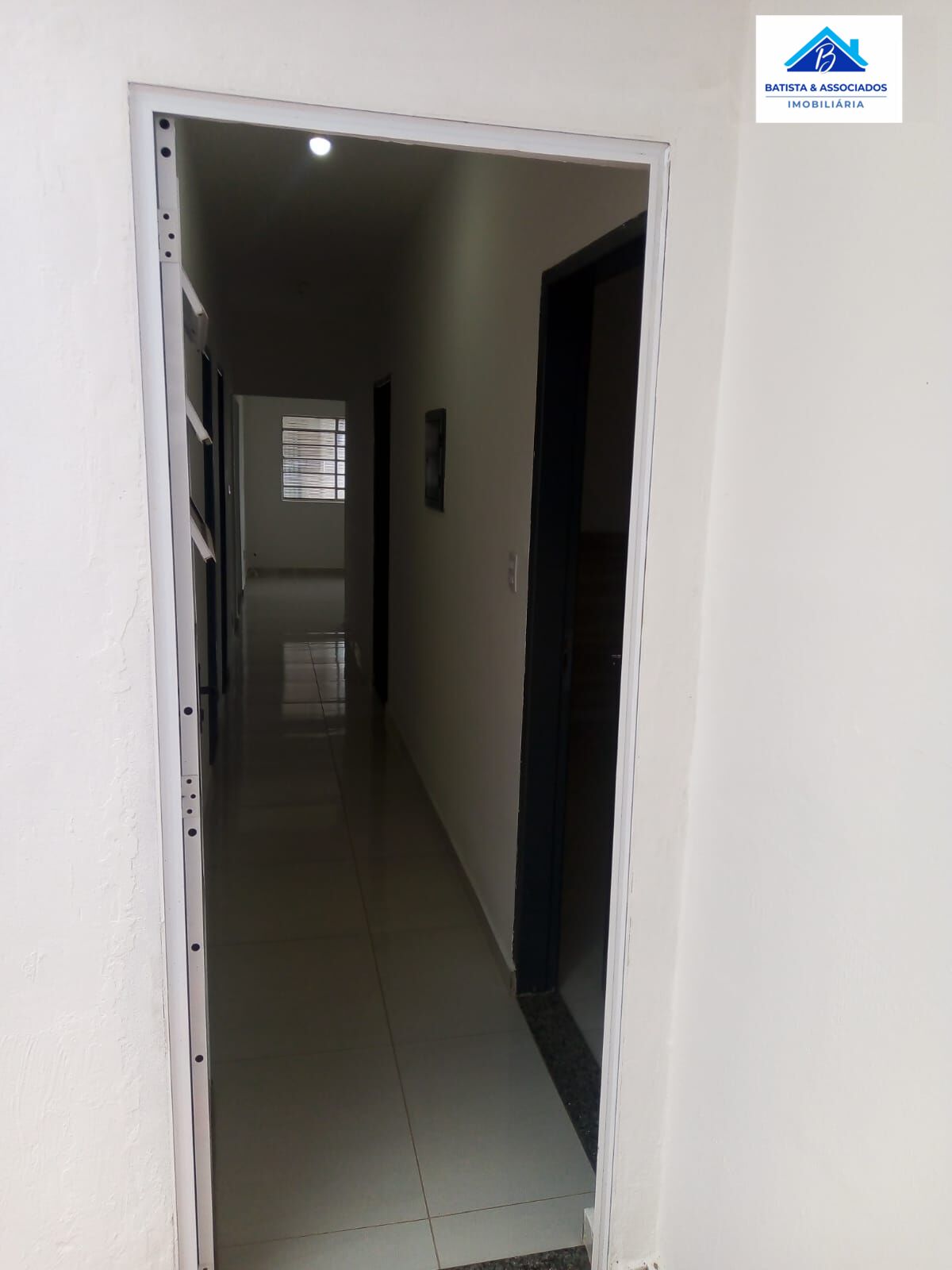 Casa para alugar com 3 quartos, 130m² - Foto 4