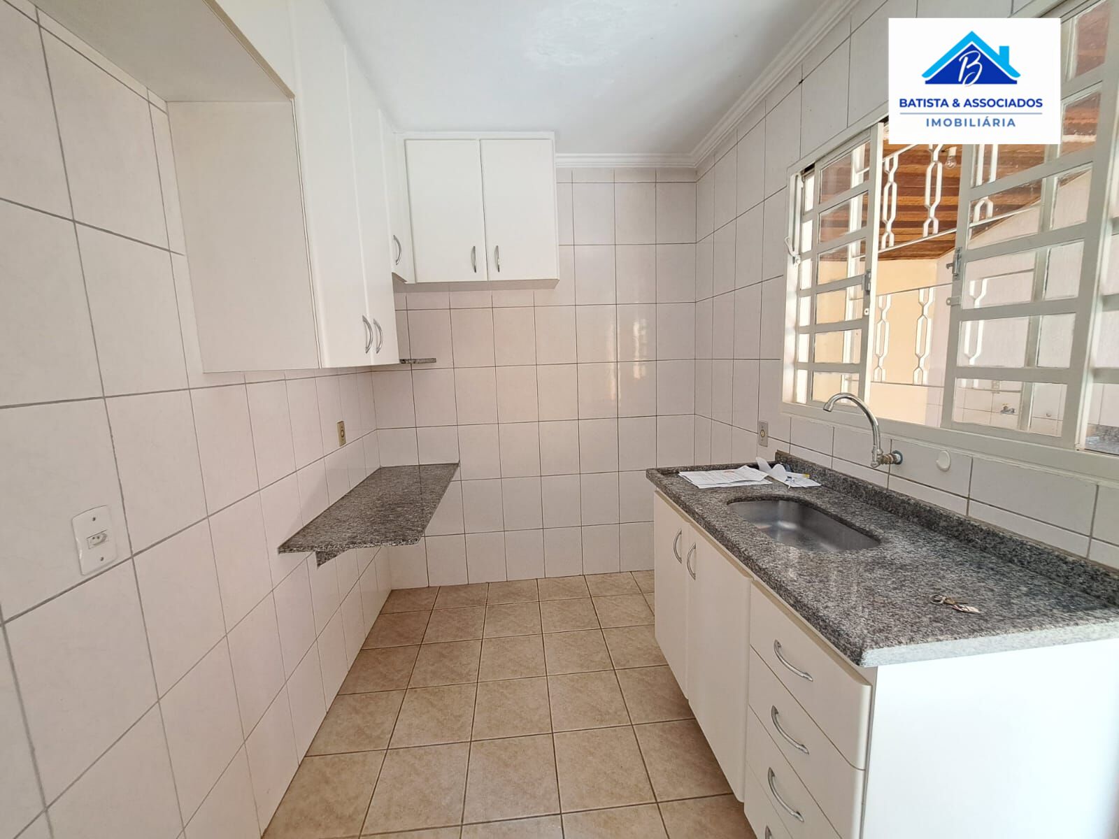 Casa à venda com 4 quartos, 219m² - Foto 8