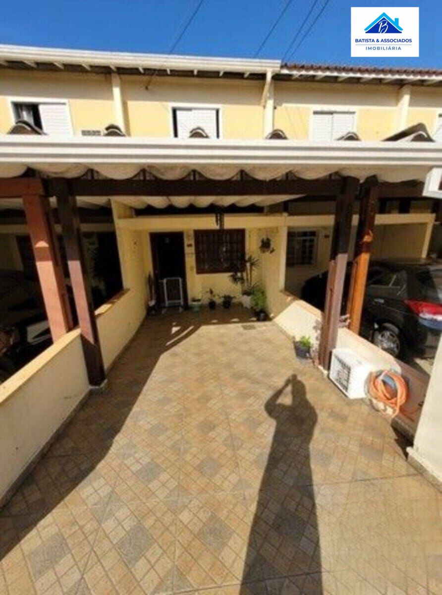 Sobrado à venda com 2 quartos, 62m² - Foto 1