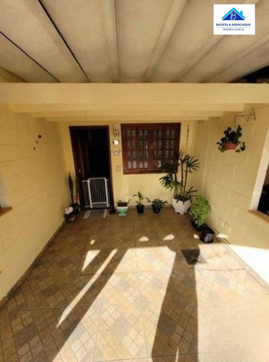 Sobrado à venda com 2 quartos, 62m² - Foto 2