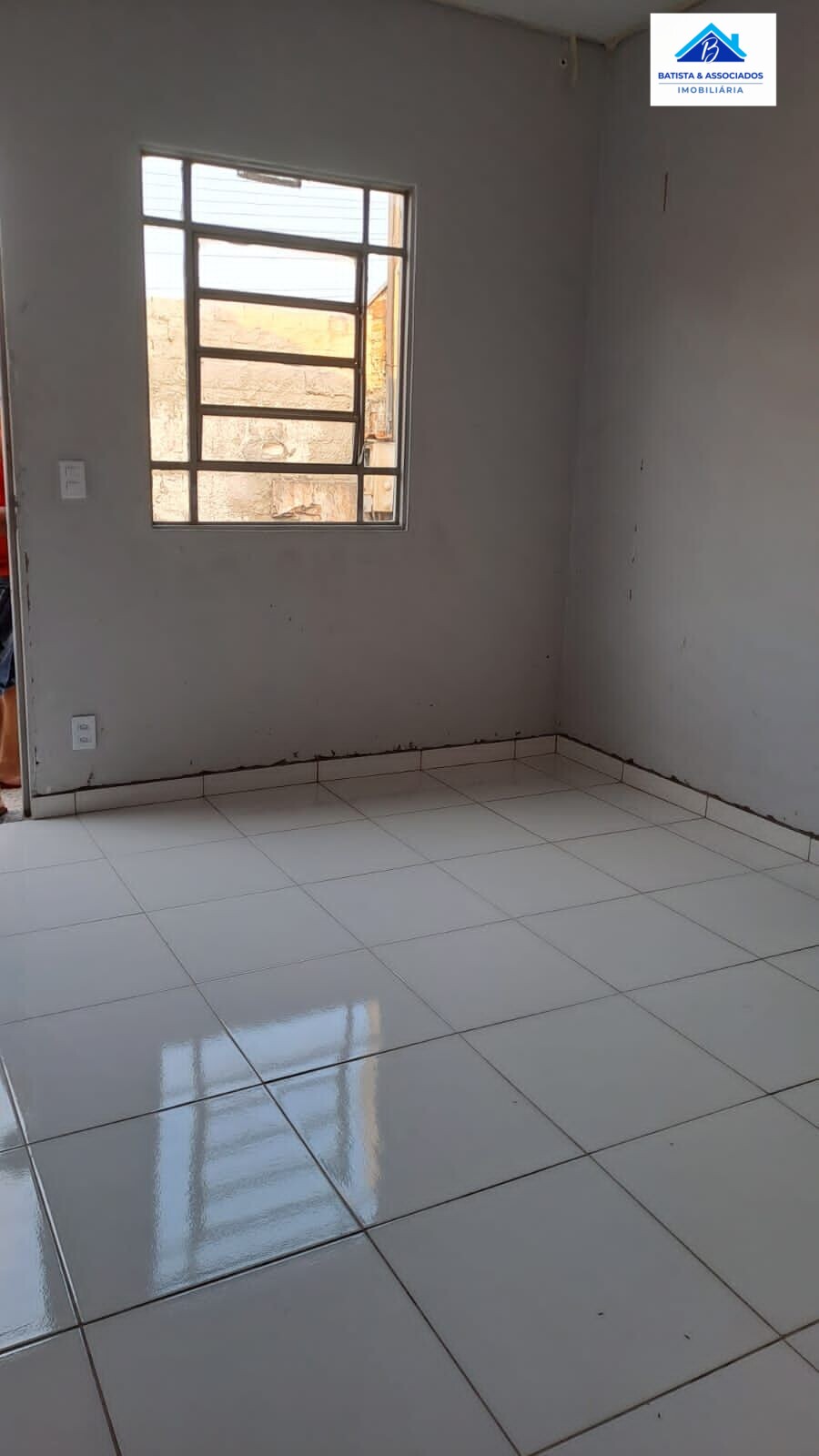 Casa à venda com 2 quartos, 50m² - Foto 5