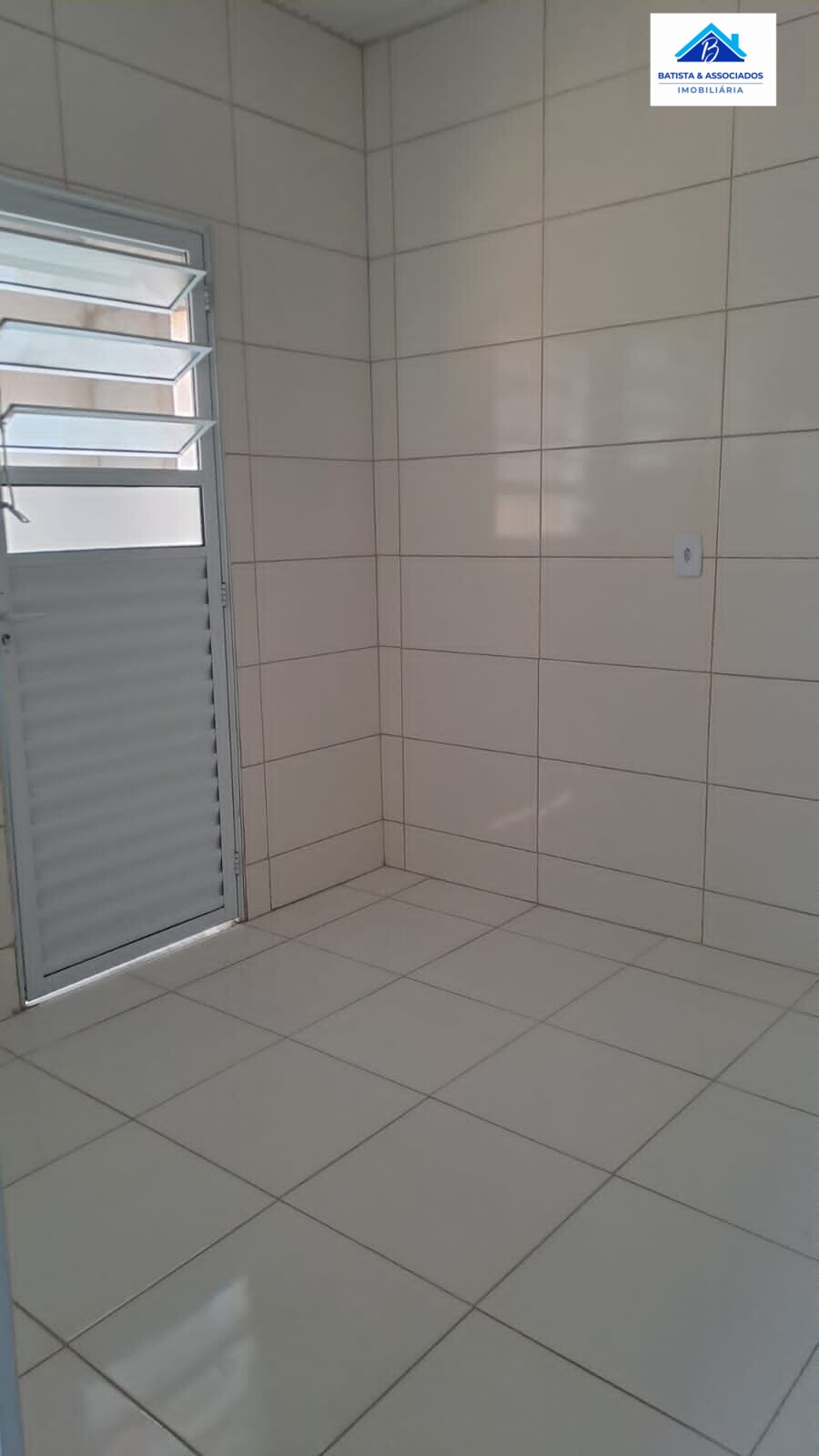 Casa à venda com 2 quartos, 50m² - Foto 10