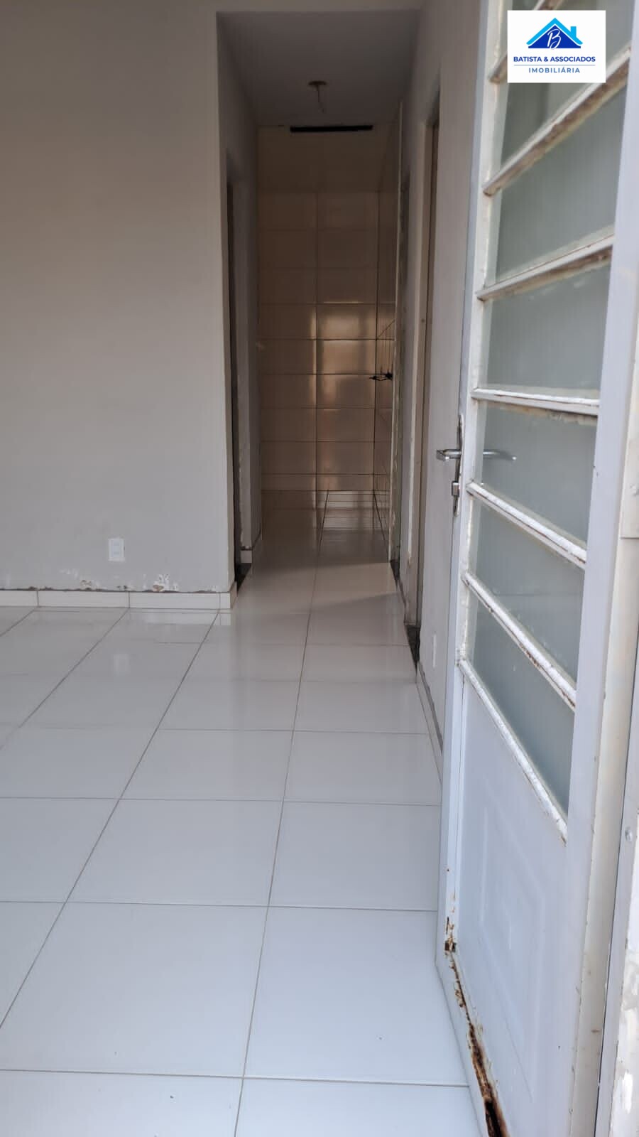 Casa à venda com 2 quartos, 50m² - Foto 3