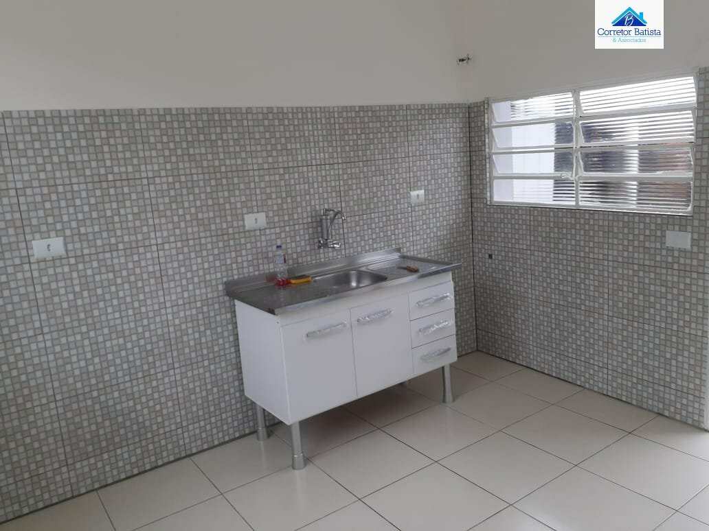 Casa à venda com 1 quarto, 50m² - Foto 2