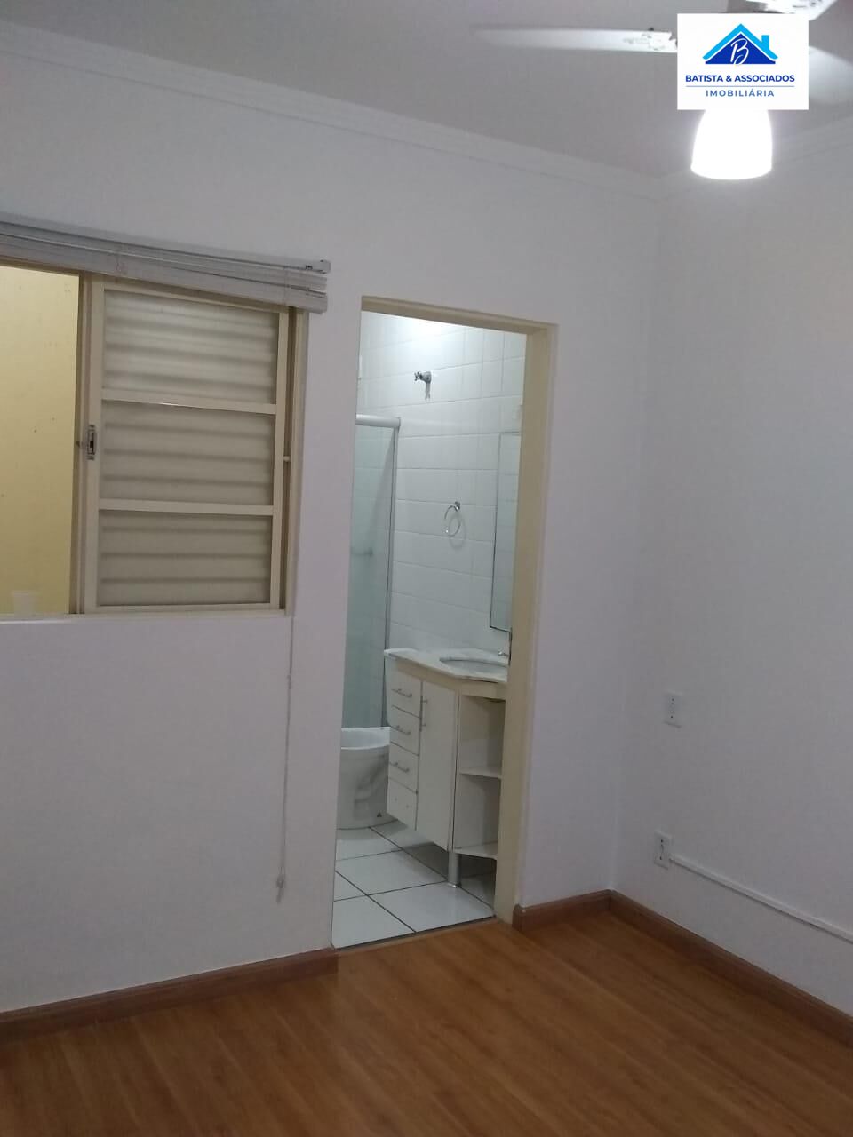 Casa à venda com 3 quartos, 70m² - Foto 6