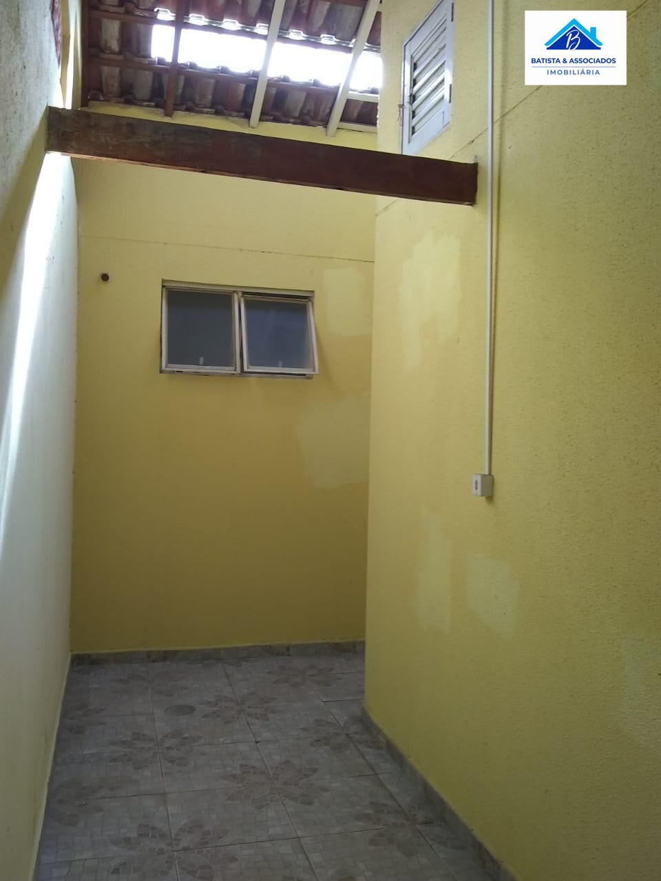 Casa à venda com 3 quartos, 70m² - Foto 13