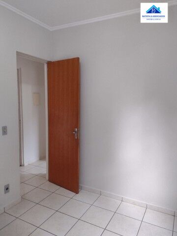 Apartamento à venda com 2 quartos, 48m² - Foto 11