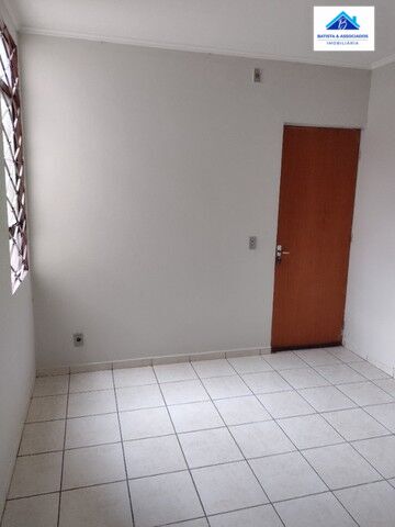 Apartamento à venda com 2 quartos, 48m² - Foto 2