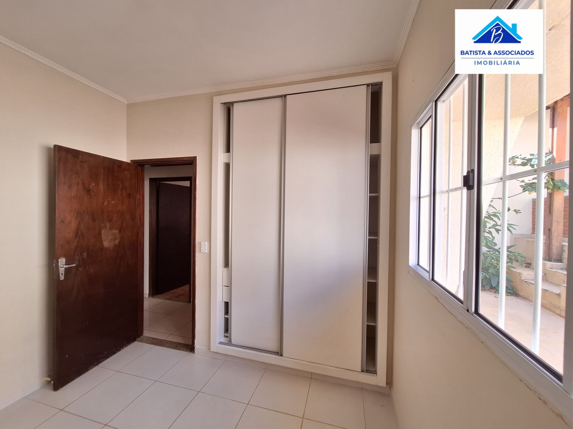 Casa à venda com 3 quartos, 225m² - Foto 14