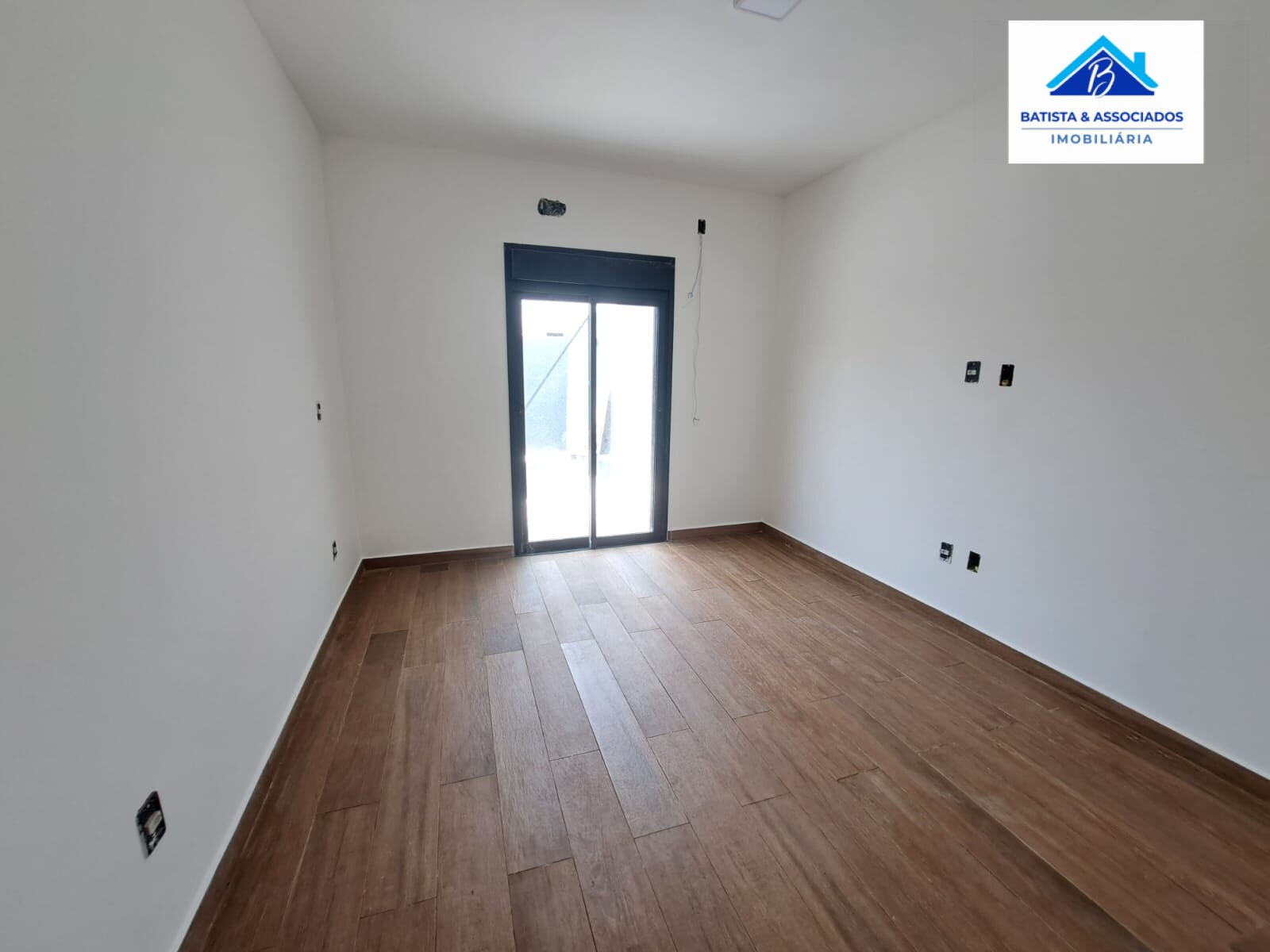 Casa à venda com 3 quartos, 100m² - Foto 10