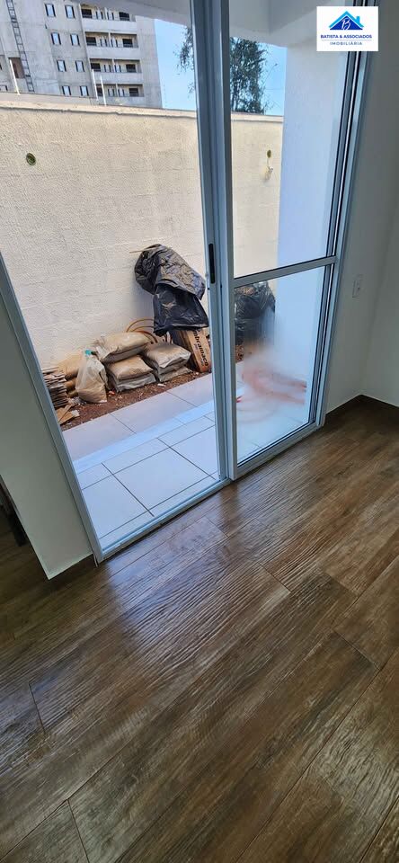 Apartamento à venda com 2 quartos, 66m² - Foto 4