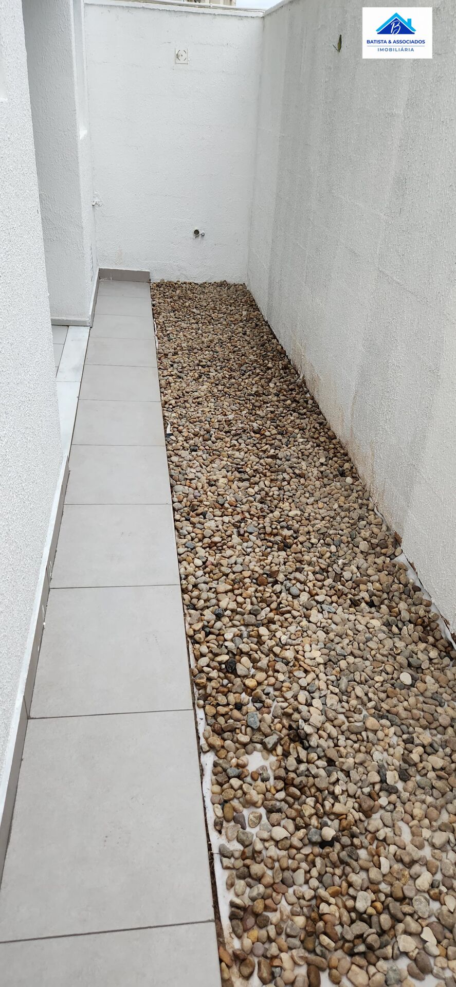 Apartamento à venda com 2 quartos, 66m² - Foto 2