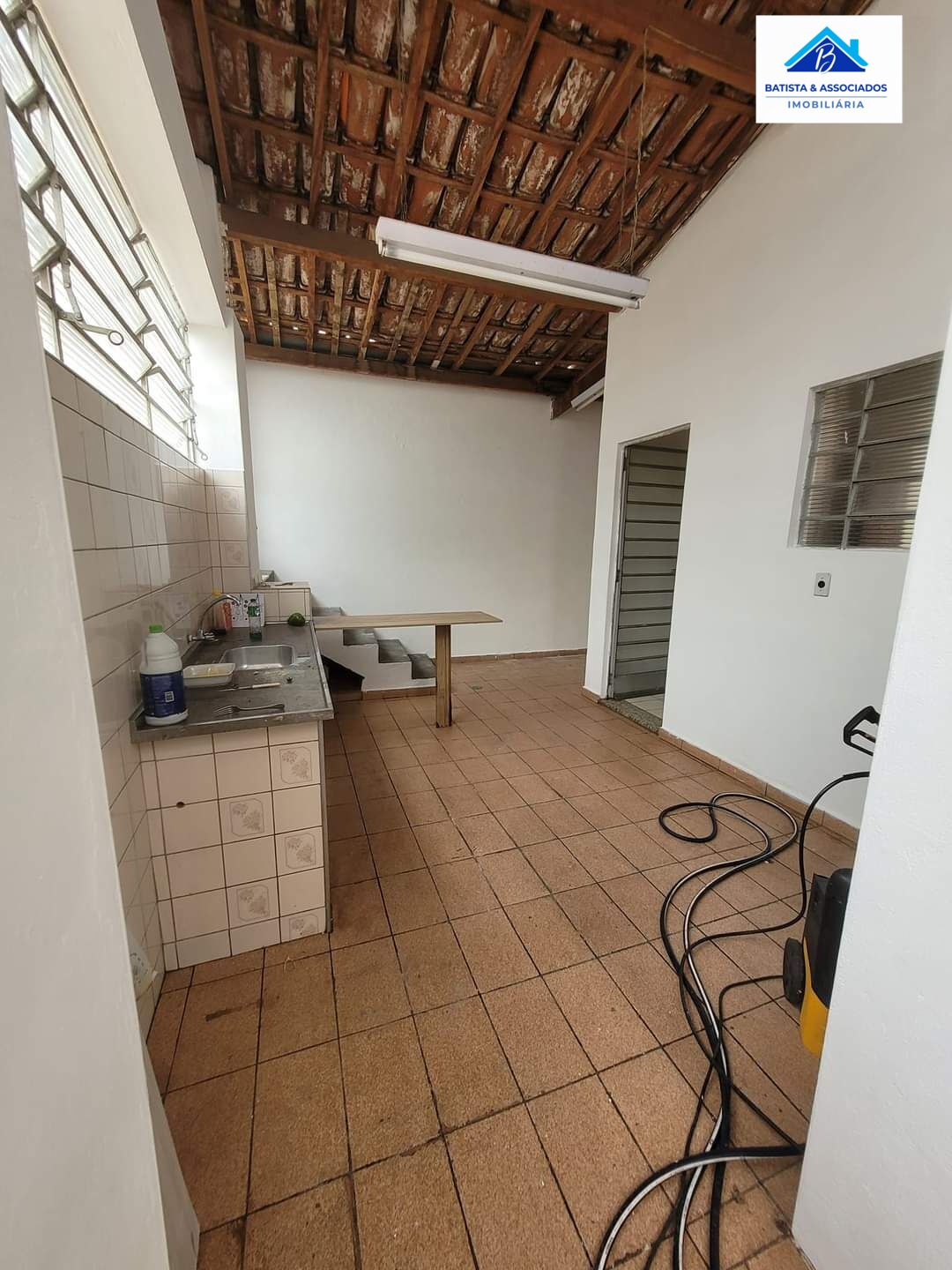 Casa à venda com 2 quartos, 120m² - Foto 14