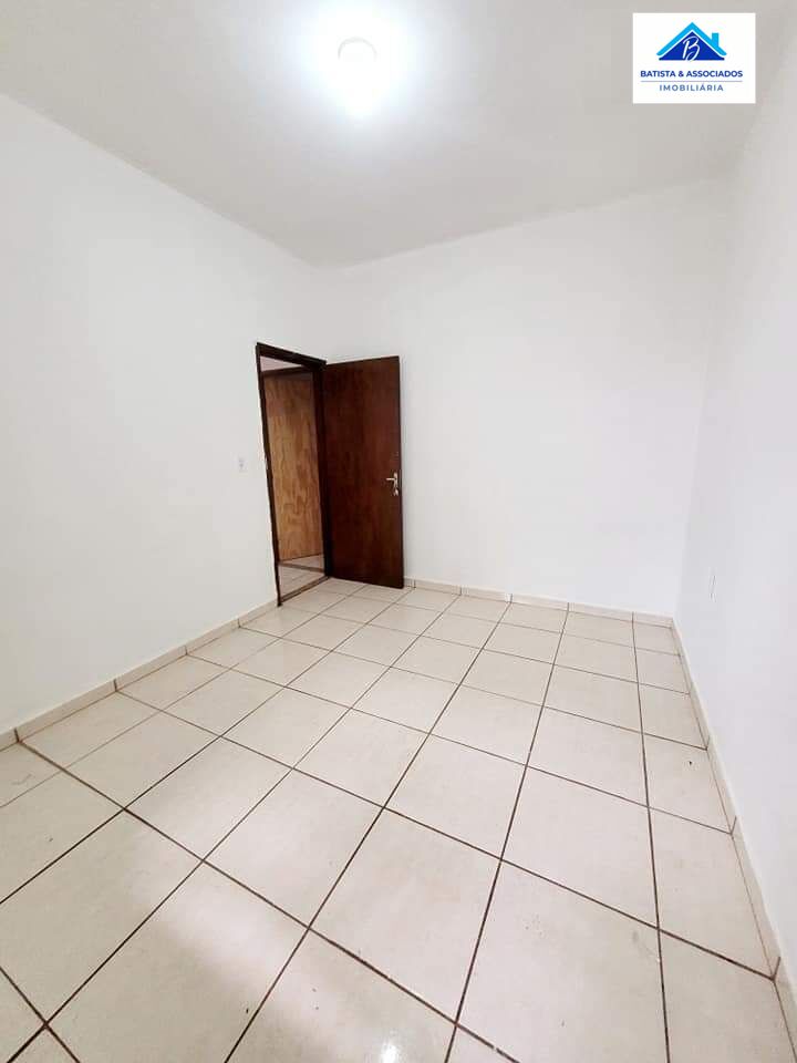 Casa à venda com 2 quartos, 120m² - Foto 10