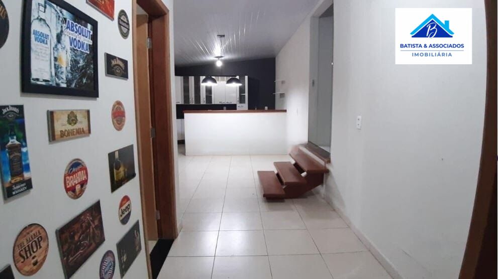 Casa à venda com 3 quartos, 180m² - Foto 4