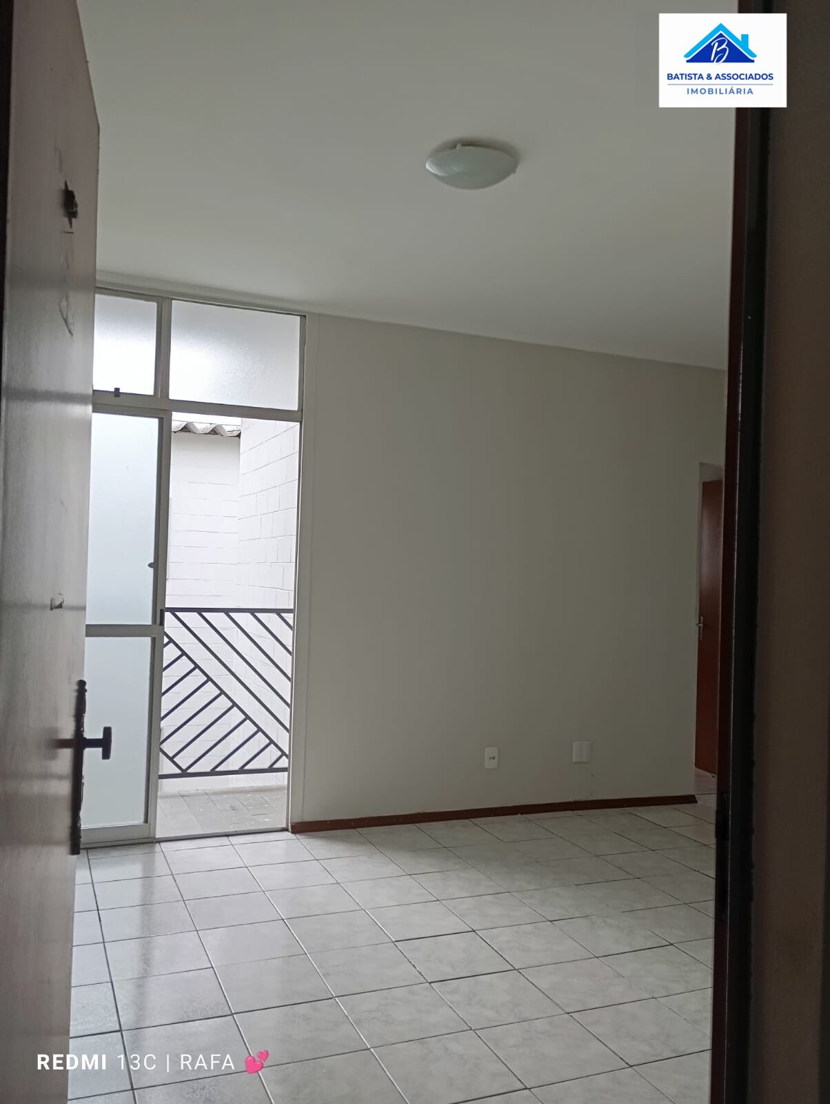 Apartamento à venda com 2 quartos, 65m² - Foto 1