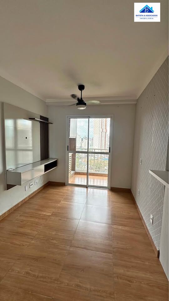 Apartamento à venda com 2 quartos, 57m² - Foto 1