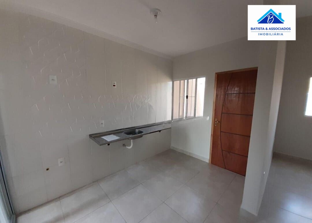 Casa à venda com 2 quartos, 54m² - Foto 5