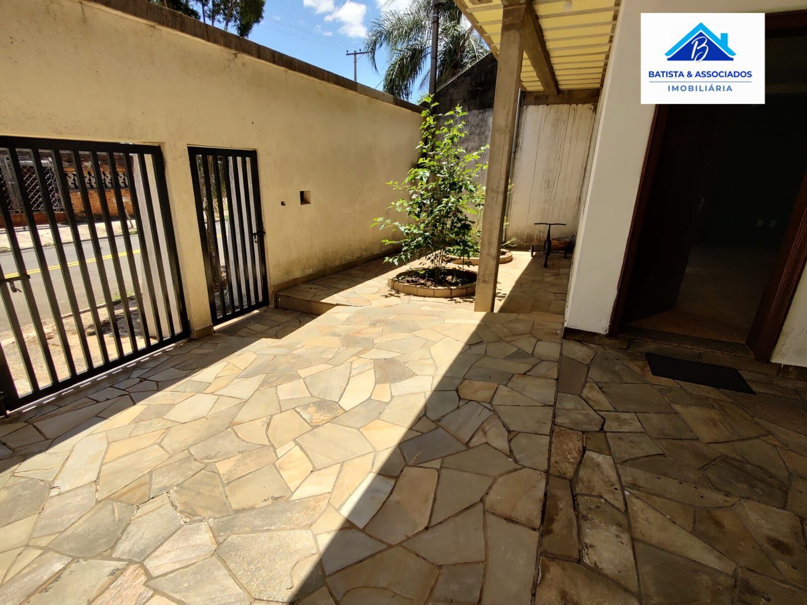 Sobrado, 3 quartos, 240 m² - Foto 2