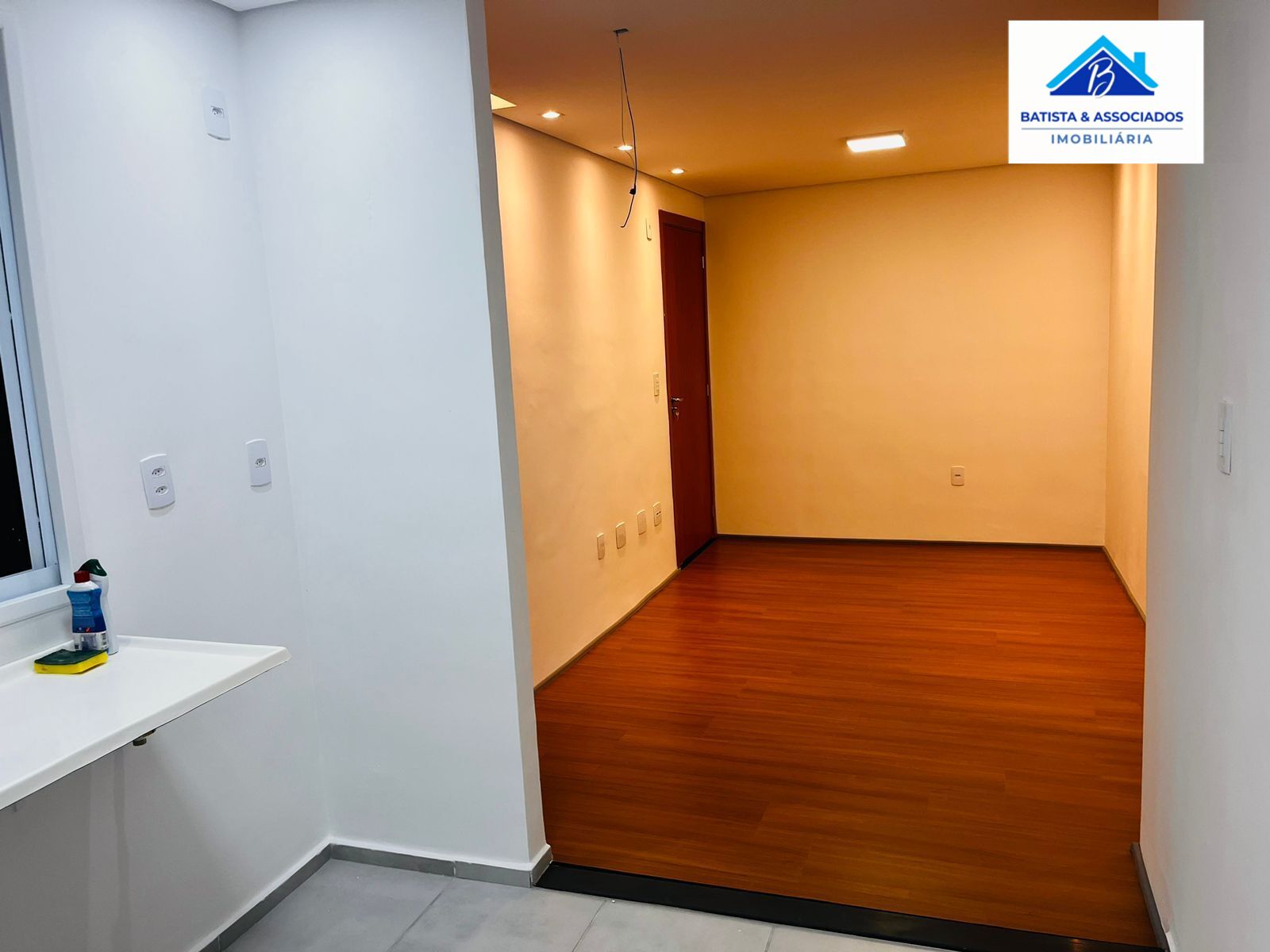 Apartamento à venda com 2 quartos, 40m² - Foto 1