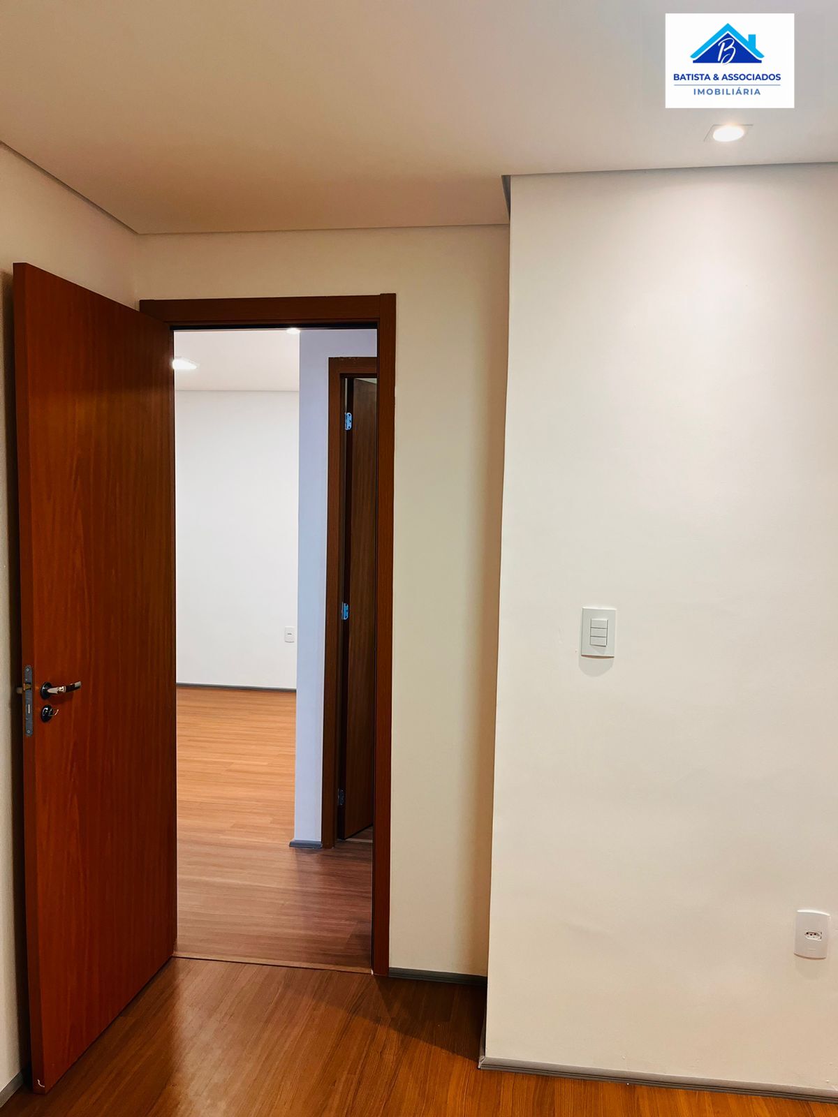 Apartamento à venda com 2 quartos, 40m² - Foto 7