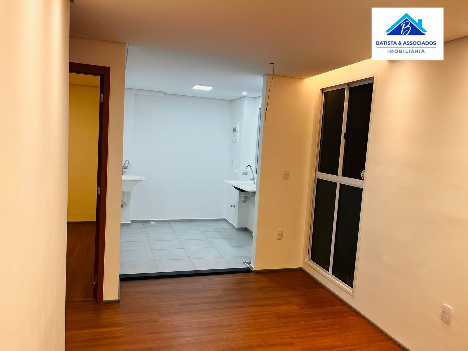 Apartamento à venda com 2 quartos, 40m² - Foto 2