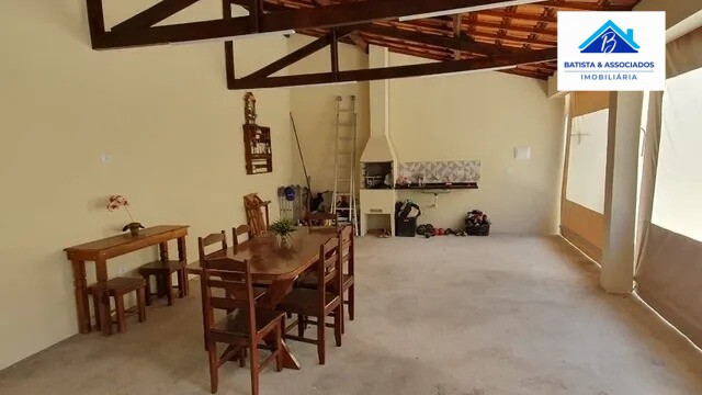 Casa à venda com 3 quartos, 200m² - Foto 14