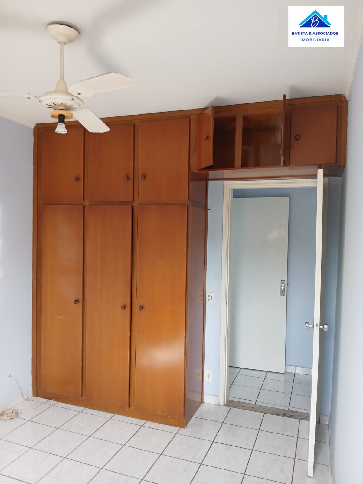 Apartamento à venda com 2 quartos, 80m² - Foto 9