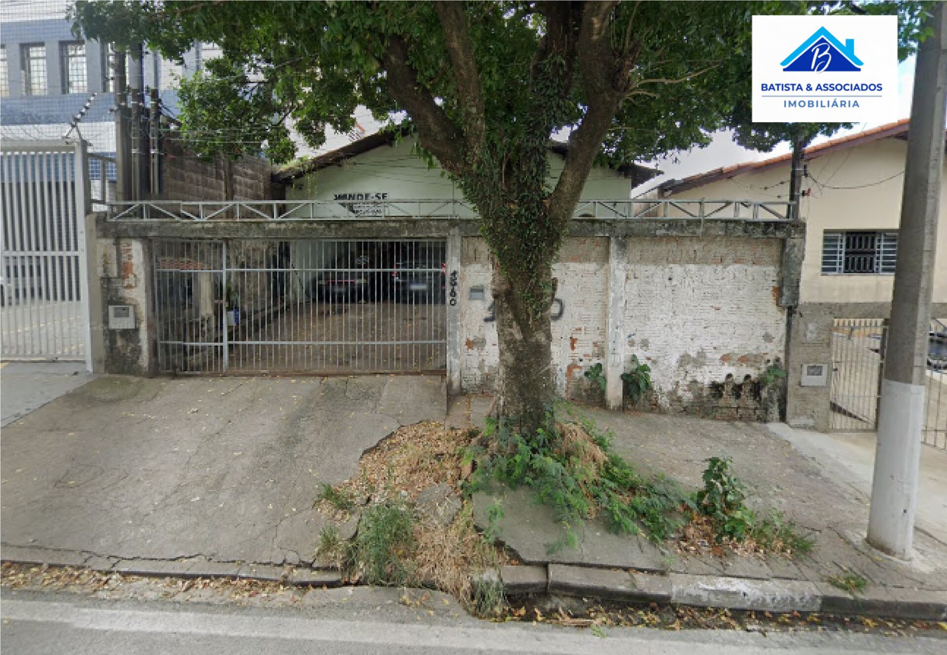 Casa, 5 quartos, 198 m² - Foto 1