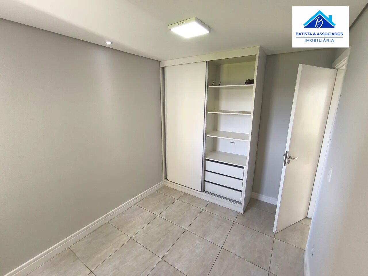 Apartamento à venda com 3 quartos, 68m² - Foto 9