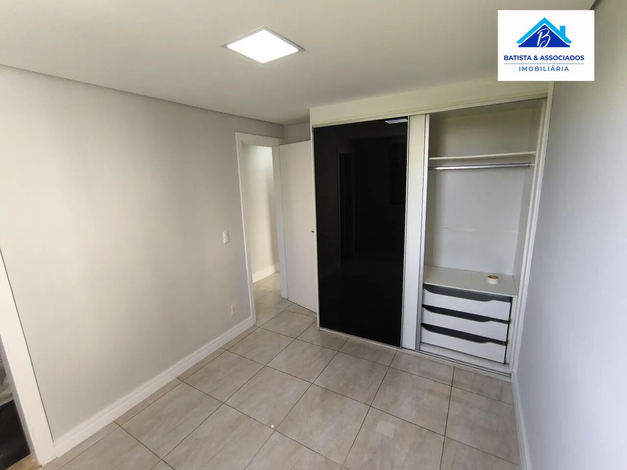 Apartamento à venda com 3 quartos, 68m² - Foto 14