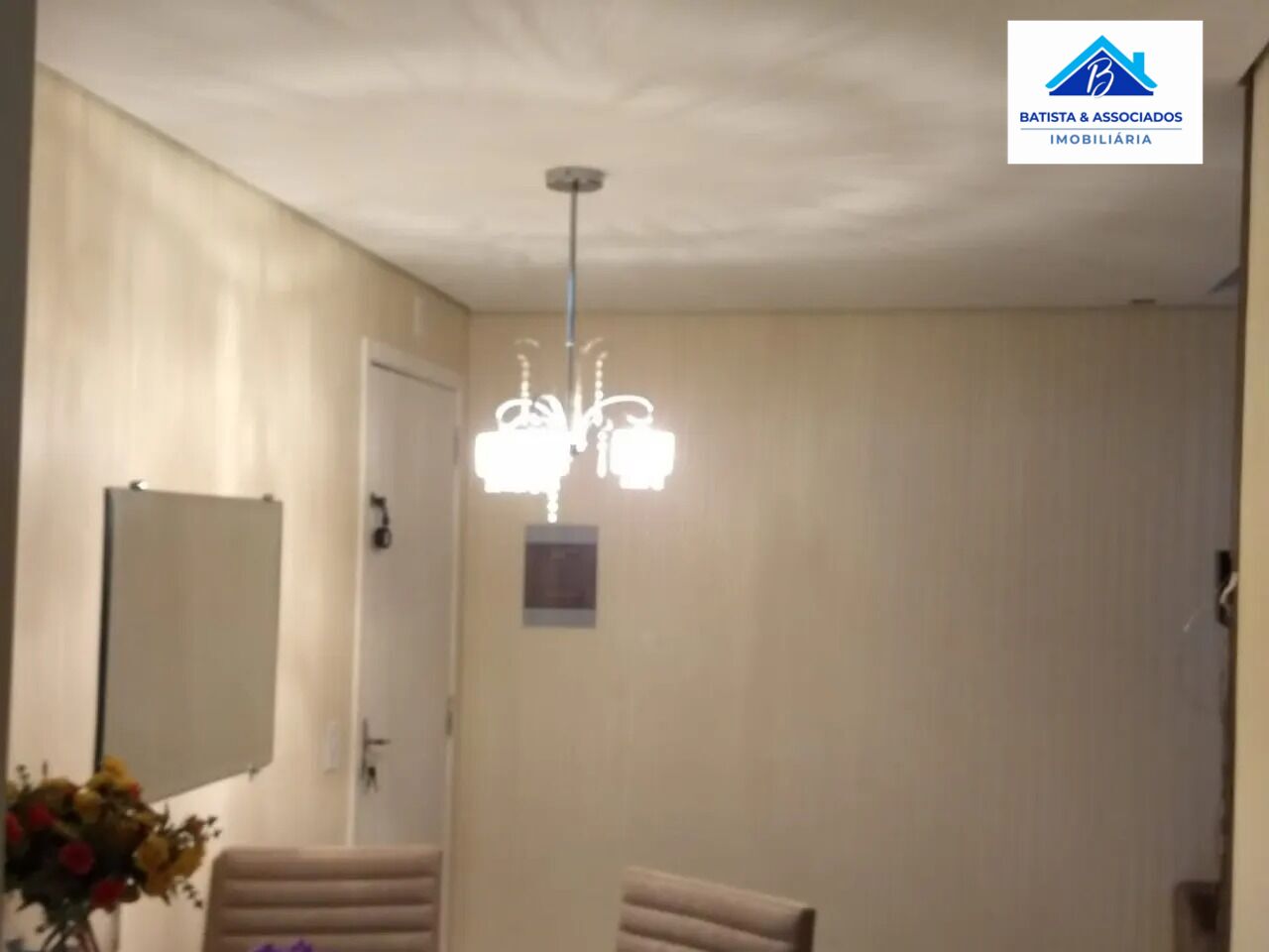 Apartamento à venda com 2 quartos, 45m² - Foto 4