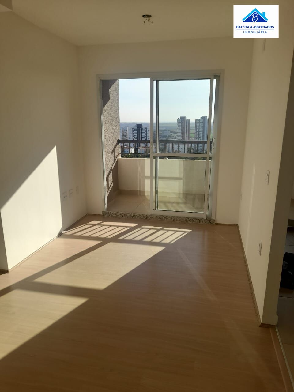 Apartamento à venda com 2 quartos, 55m² - Foto 4