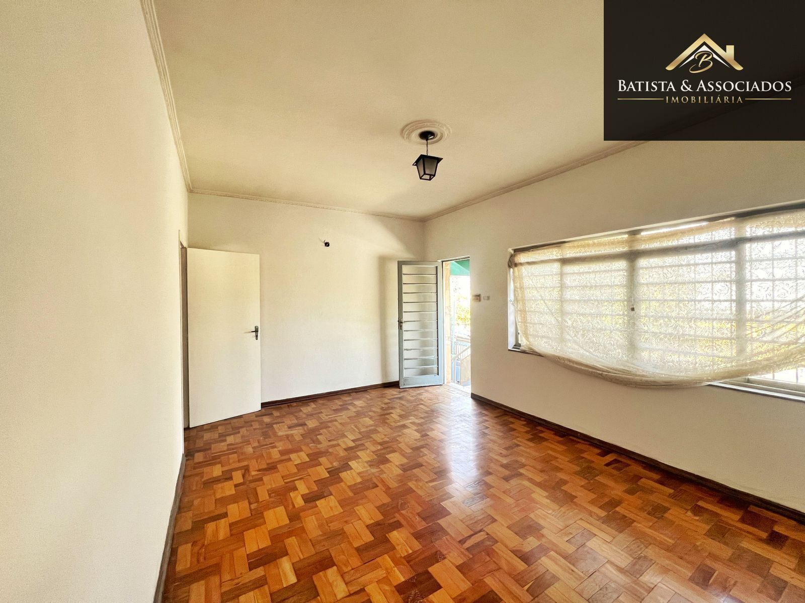 Casa, 3 quartos, 200 m² - Foto 2