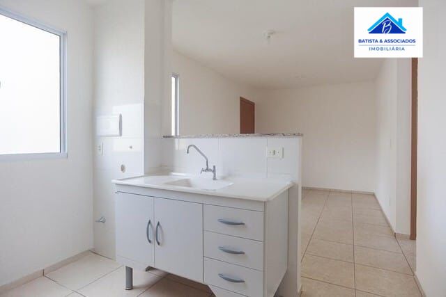 Apartamento à venda com 2 quartos, 44m² - Foto 2