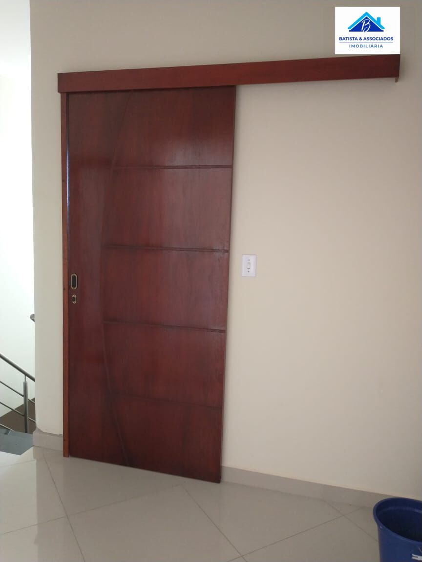 Sobrado à venda com 4 quartos, 240m² - Foto 8