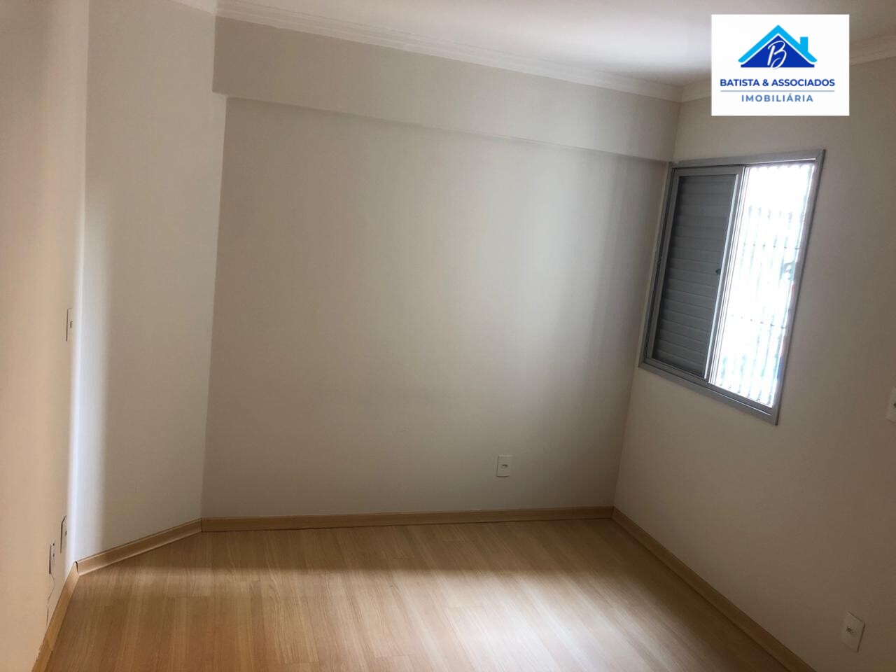 Apartamento à venda com 1 quarto, 58m² - Foto 4