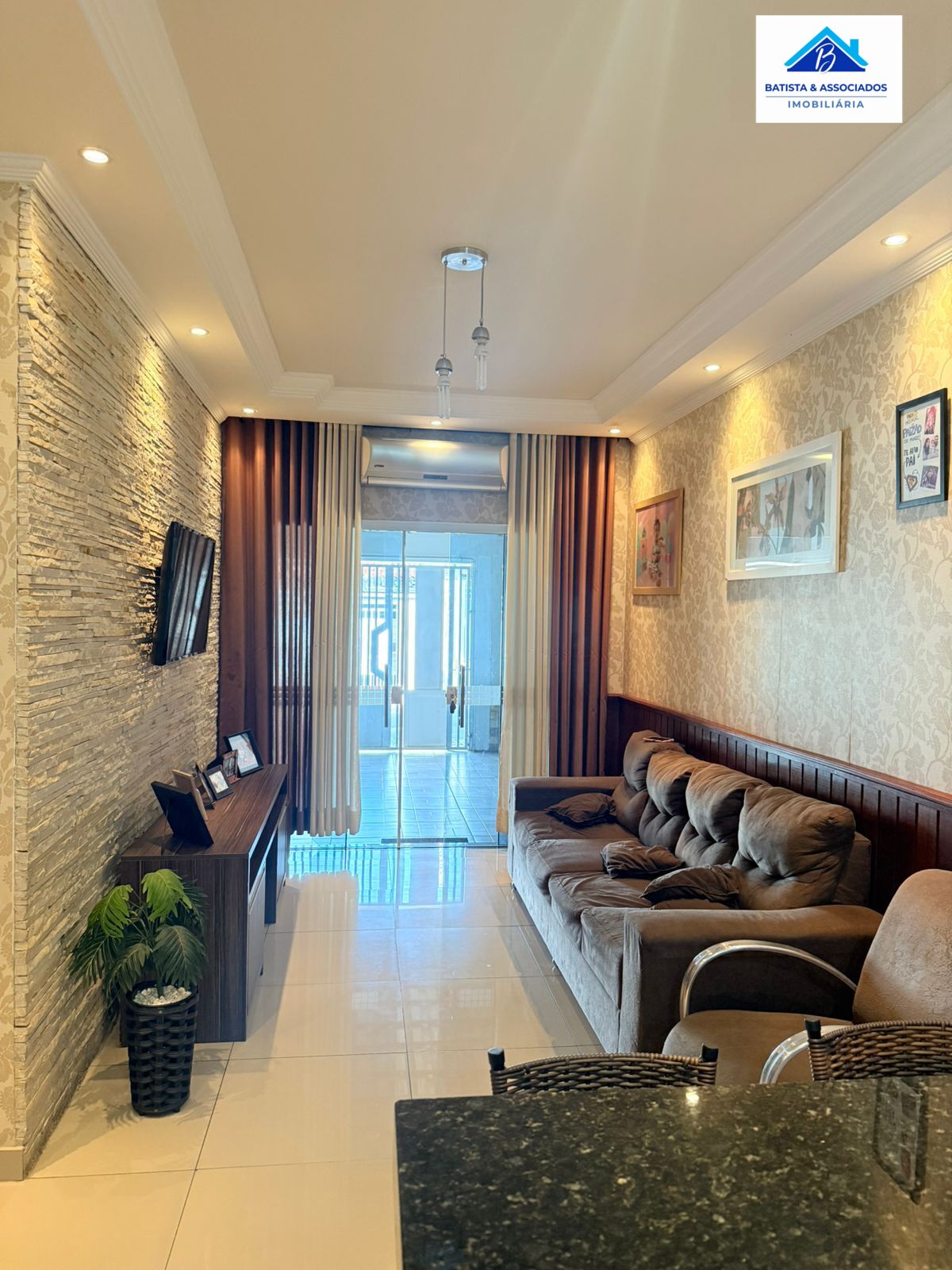 Casa, 2 quartos, 60 m² - Foto 1