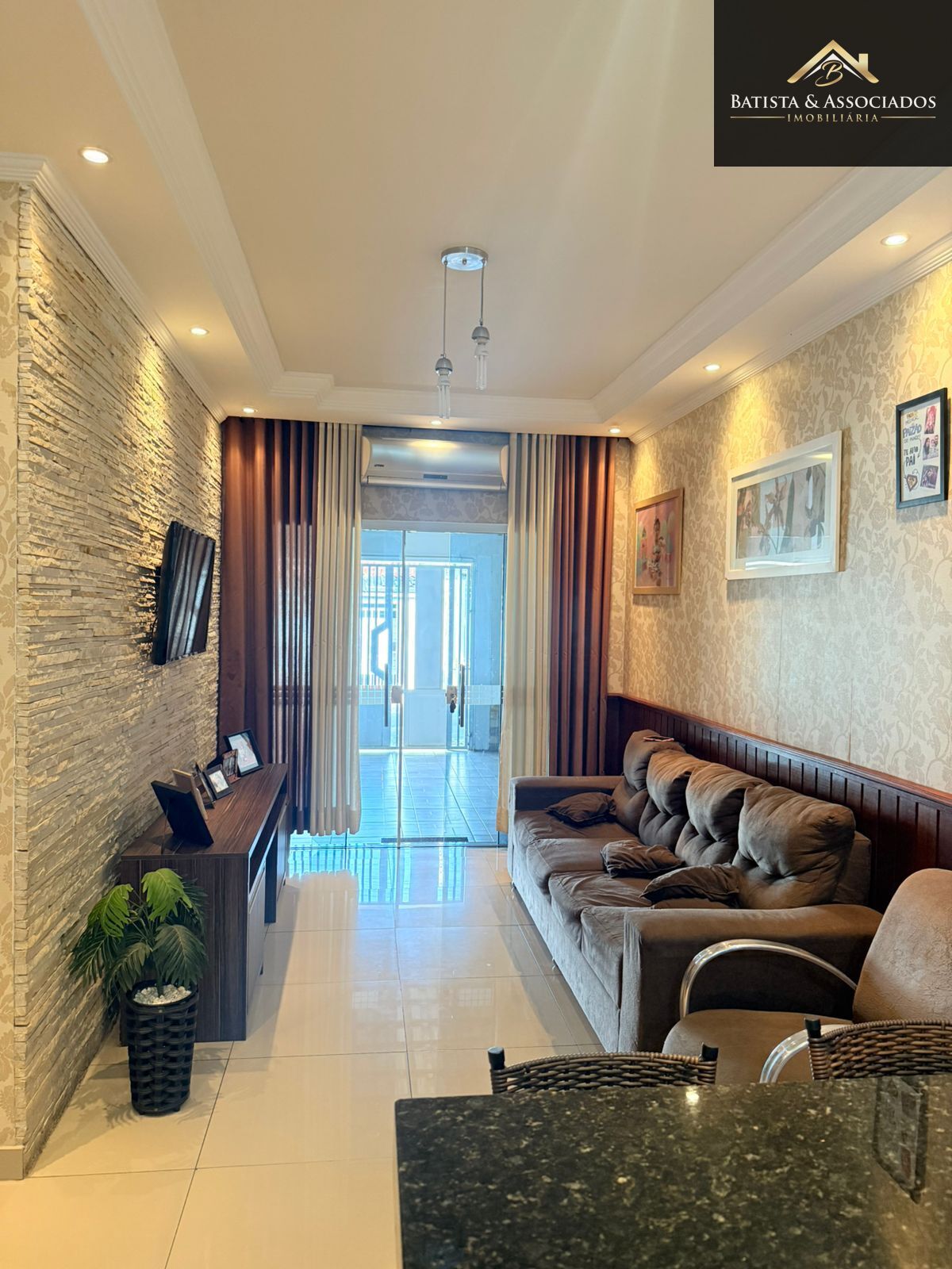 Casa, 2 quartos, 60 m² - Foto 1